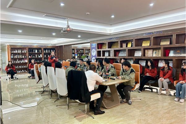 Cunoștințe de produse Sunnex și Instruire pentru abilități de afaceri organizată în biroul Shenzhen